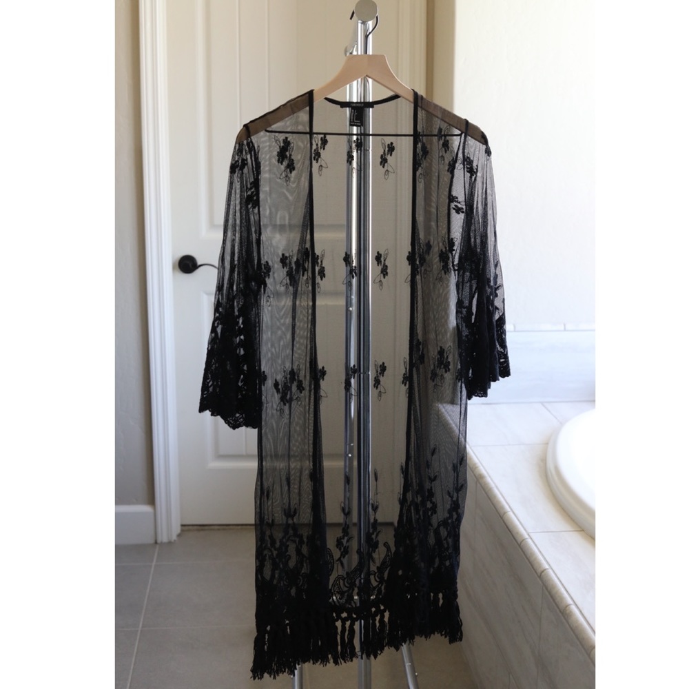 Kimono with fringe